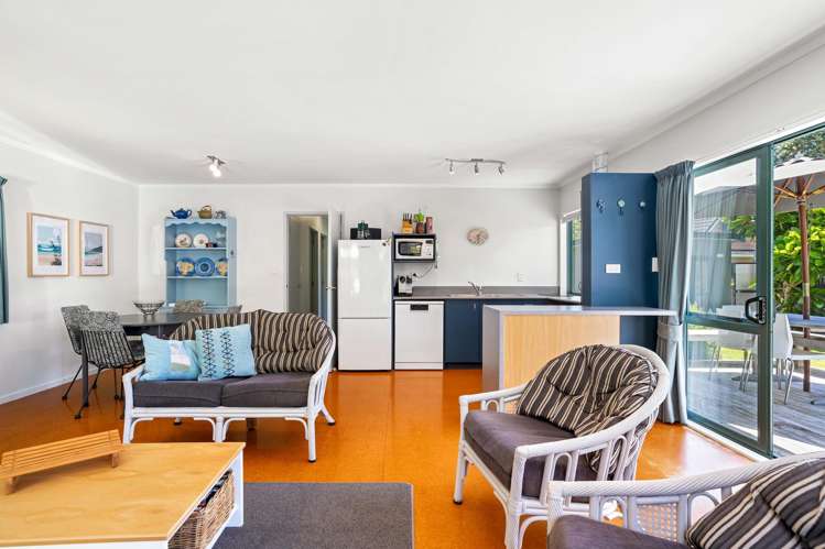 15 Holland Close Pauanui_9