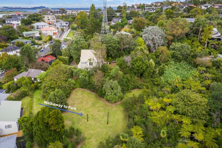 13a Stephen Lysnar Place Hillsborough_21