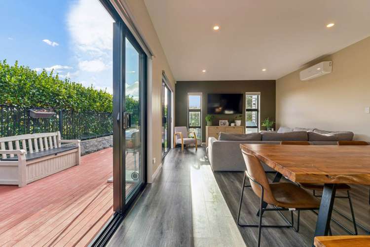 105 Pinecrest Drive Hobbs Bay_12
