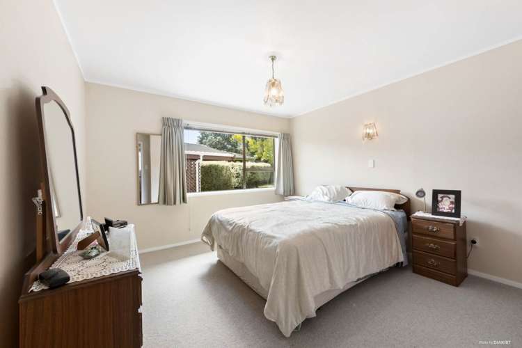 1/9 Annette Avenue Te Atatu South_6