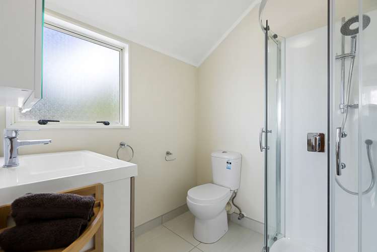 5c Central Park Drive Te Atatu South_16