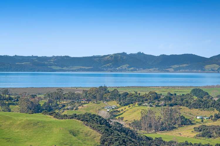 156 Te Kanae Road, South Head Helensville_36