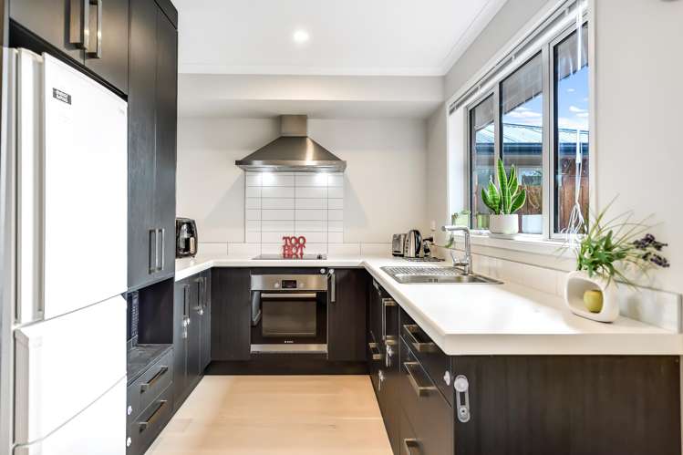 5/11 Jones Crescent Melville_13