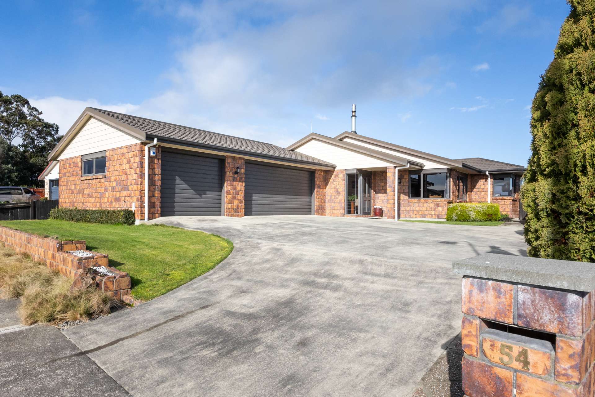 54 Peter Hall Drive Kelvin Grove_0