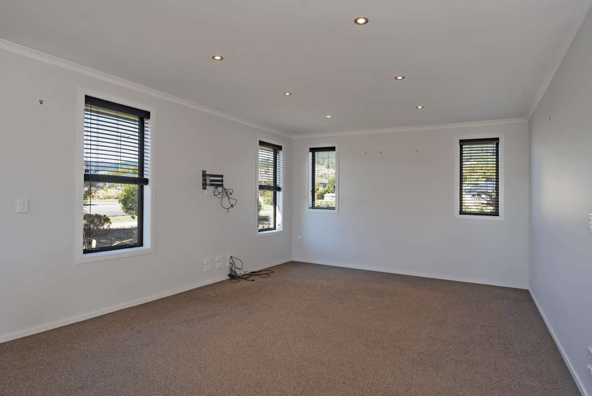 9 Fairose Drive_2