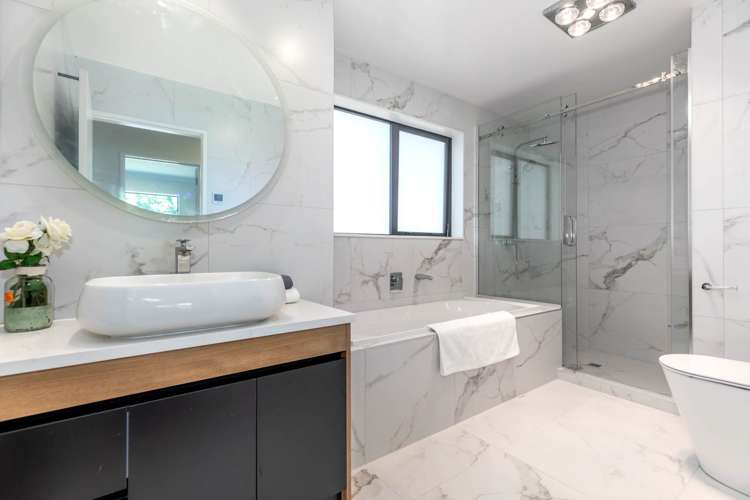 2a Hughs Way Flat Bush_14