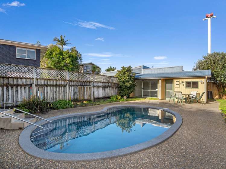 7 Marquet Place Tairua_32