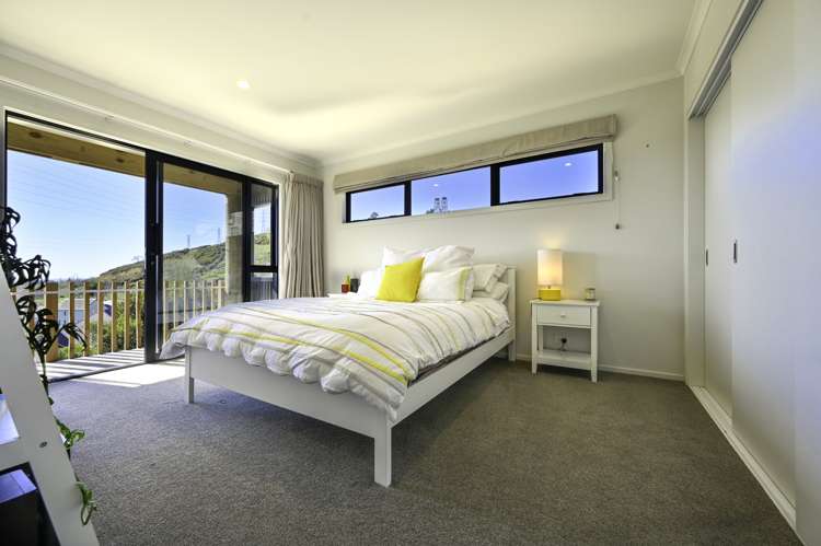 15 Woodford Lane Stoke_14