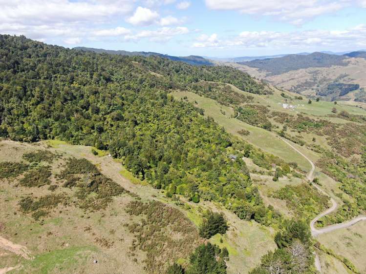 210A Goble Road Komata_44