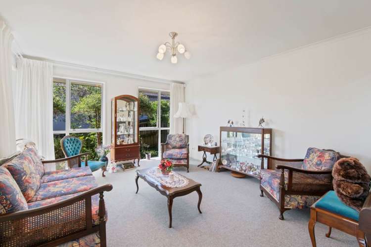 68 Rivervale Grove Stanmore Bay_8