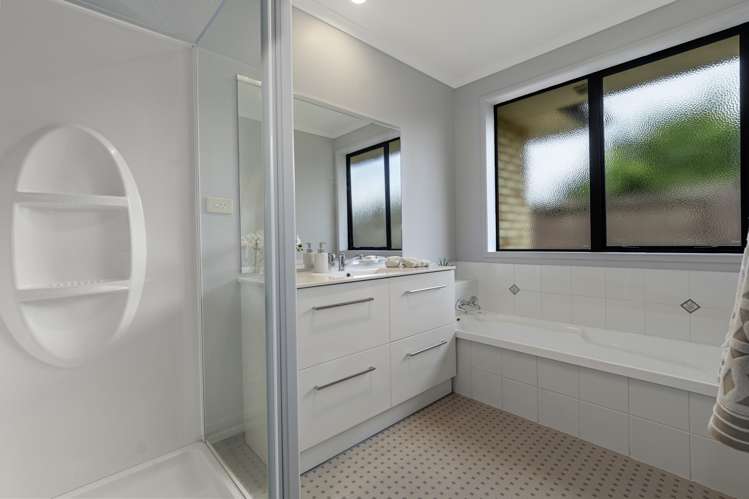 114 The Gardens Drive Papamoa_19