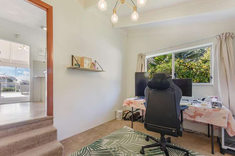 2 Burn Place The Brook_11