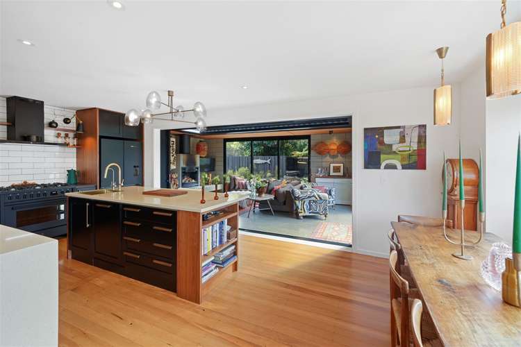 42 Whitfield Street Sumner_14