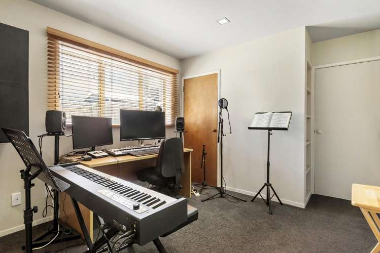 22 Surville Place Mairangi Bay_22