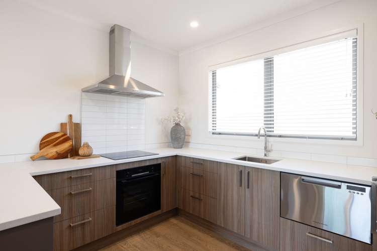 2/41 Thackeray Street_2