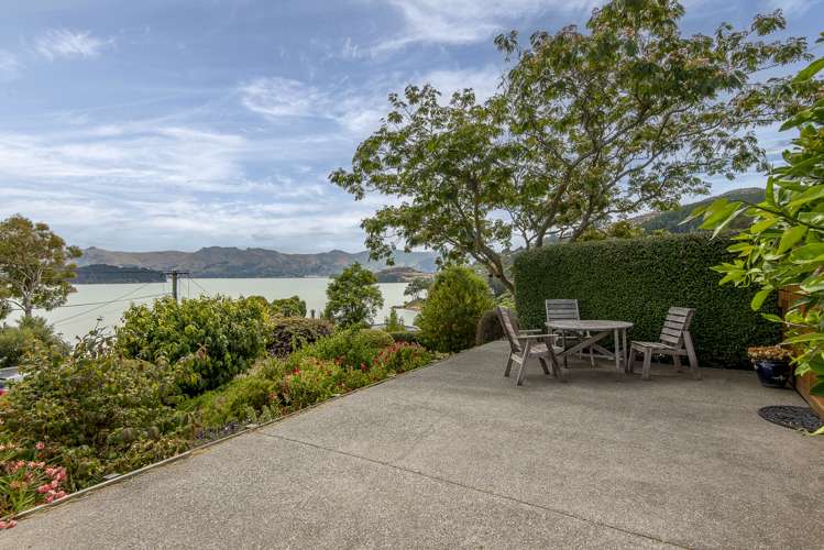 11 Ngaio Lane Charteris Bay_4