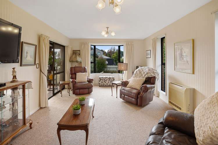 2/12 Centaurus Road Cashmere_13