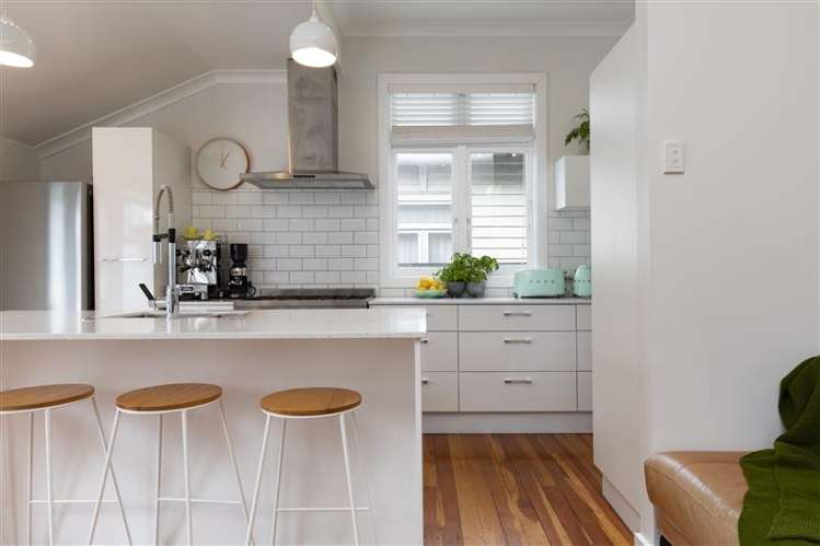662 Mount Albert Road Royal Oak_11