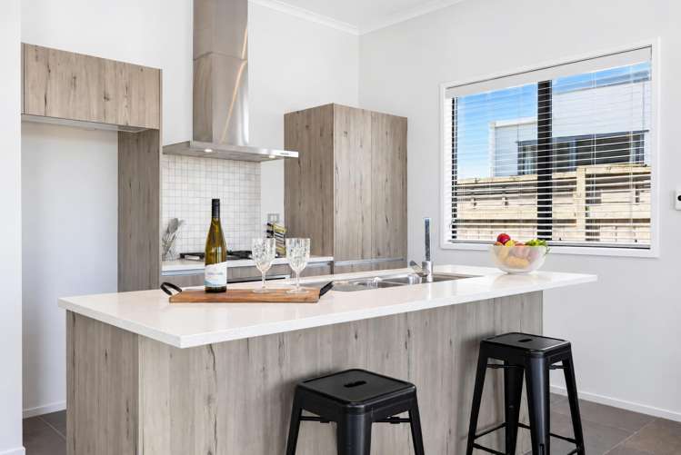 69 Barcliff Terrace Gulf Harbour_10