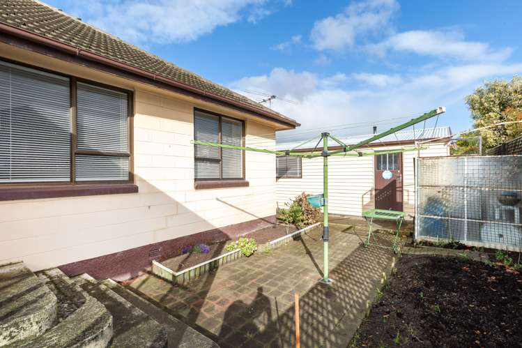 7 Kaplan Avenue Islington_14