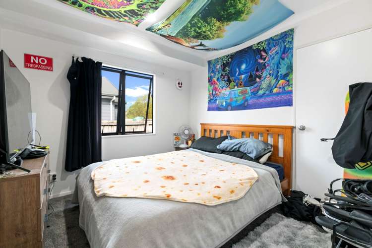 145 Brian Crescent Stanmore Bay_13