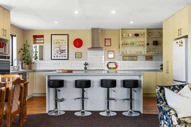 21 Frye Crescent Albert Town_6