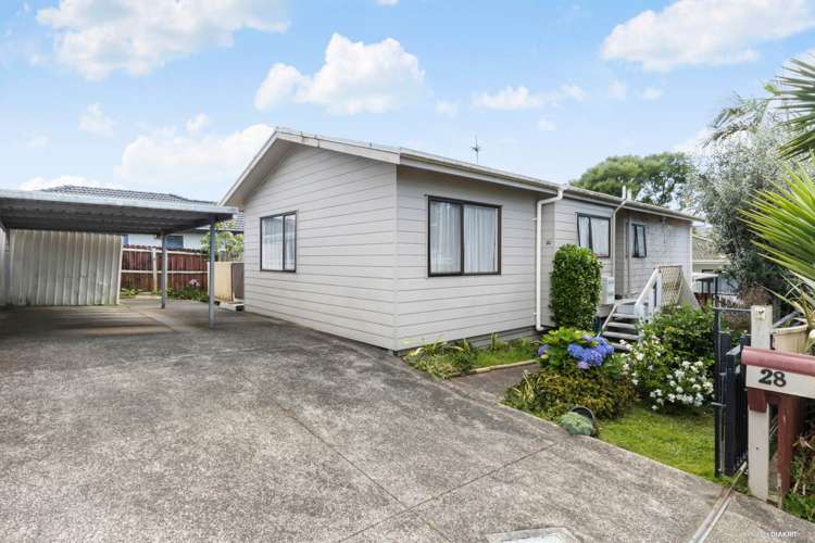 28 Selak Place Glen Eden_11