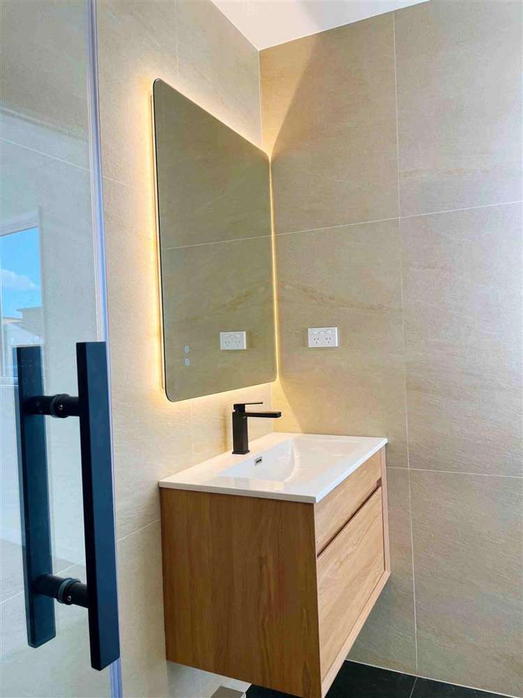 2 Longview Oak Lane Papakura_17