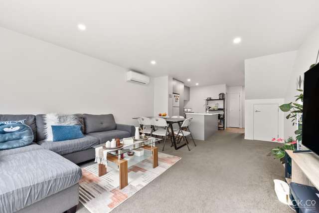 1115b High St Taita_4