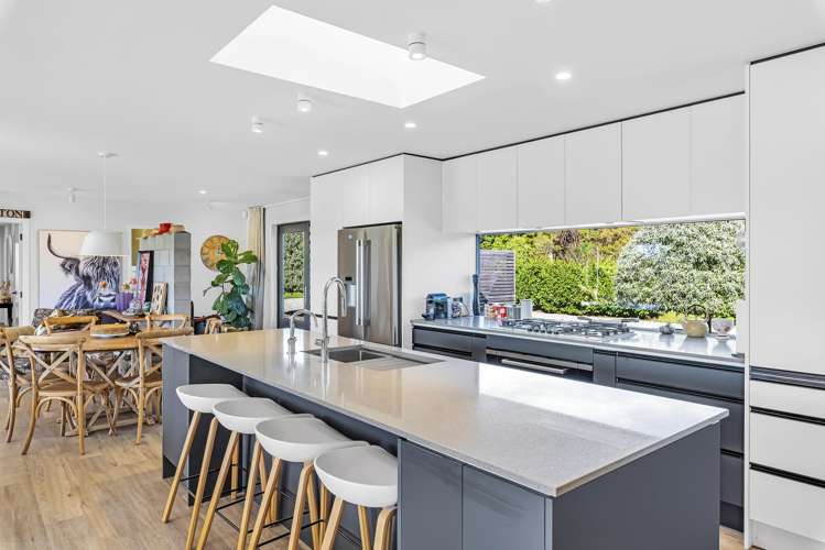 1037 State Highway 1 Te Horo_5