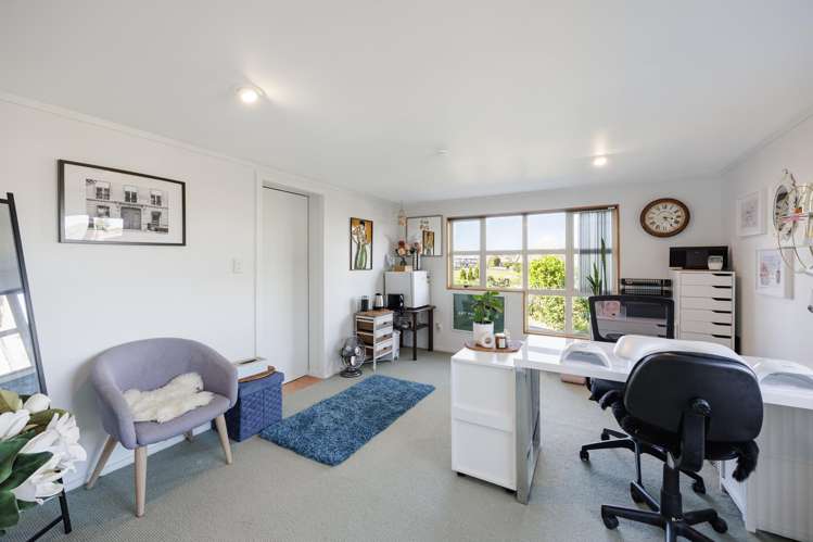 35 Hetley Crescent Taradale_10
