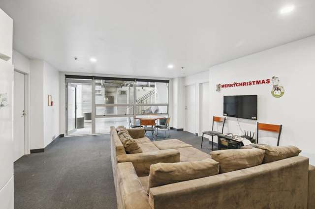 4/27 Room 5, Hanson Street Mount Cook_2