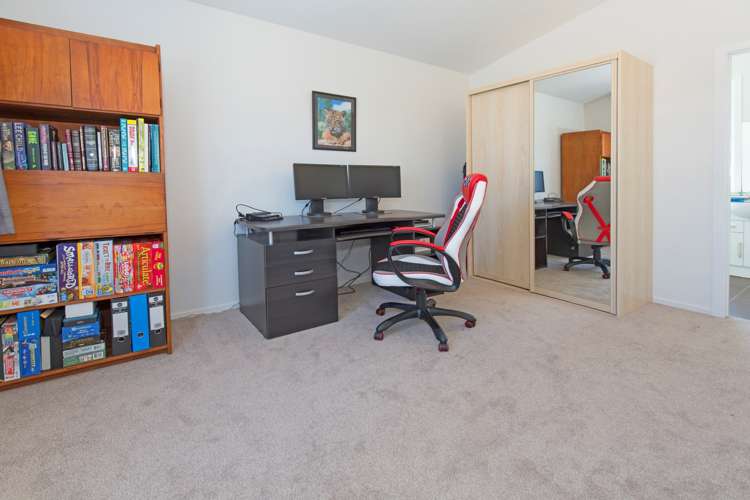 9c Brandon Road Manly_15