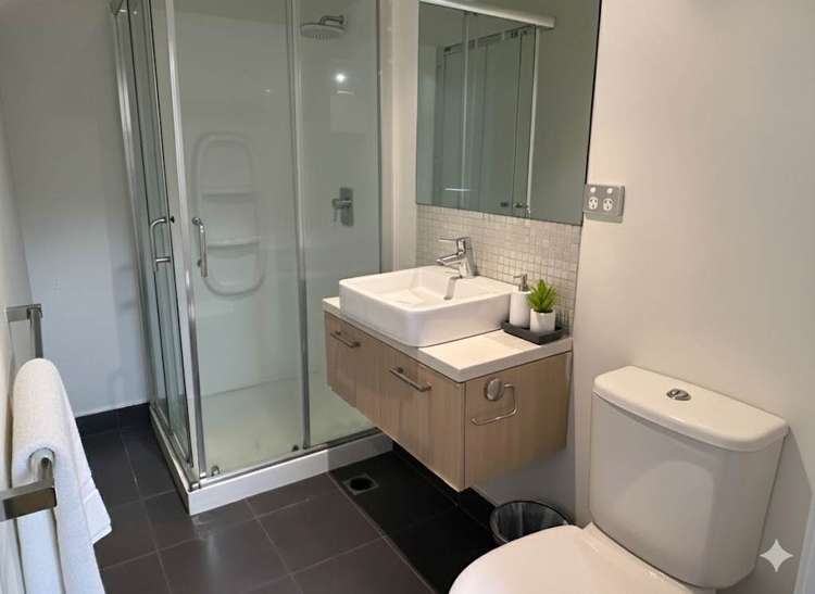 3E1/8 White Street City Centre_3