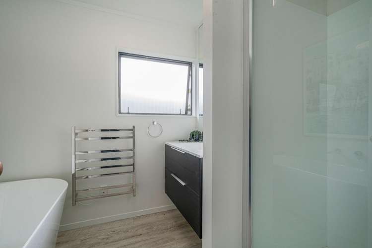  206 Cook Drive Whitianga_17