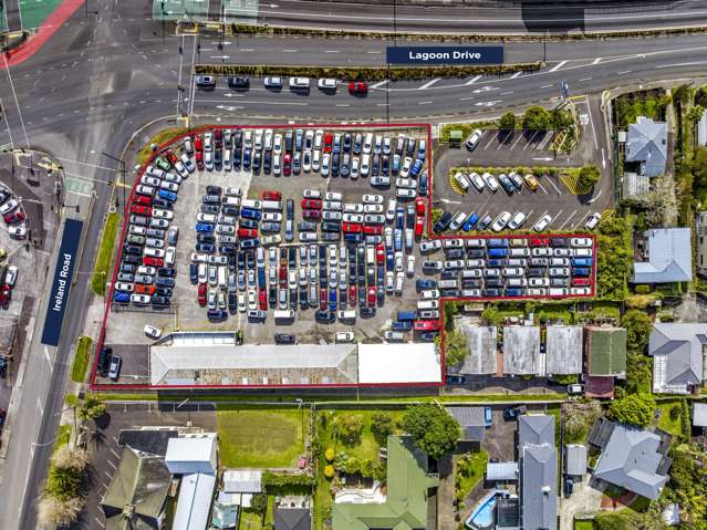 4 Ireland Road and 7 Lagoon Drive Panmure_1