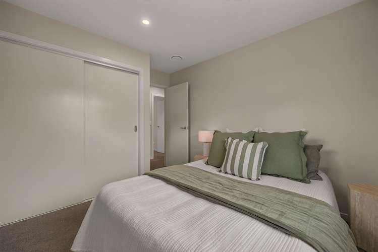 34/34A Cheltenham Road Lower Shotover_16