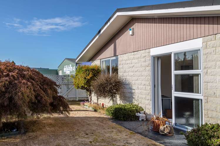 1a Miller Place Lyall Bay_14