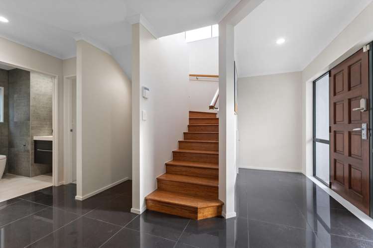 12B Kimberly Grove Greenhithe_6