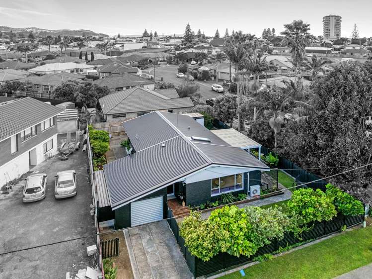 26 Doment Crescent Orewa_28