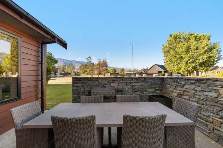 8 Wakefield Lane Cromwell_24