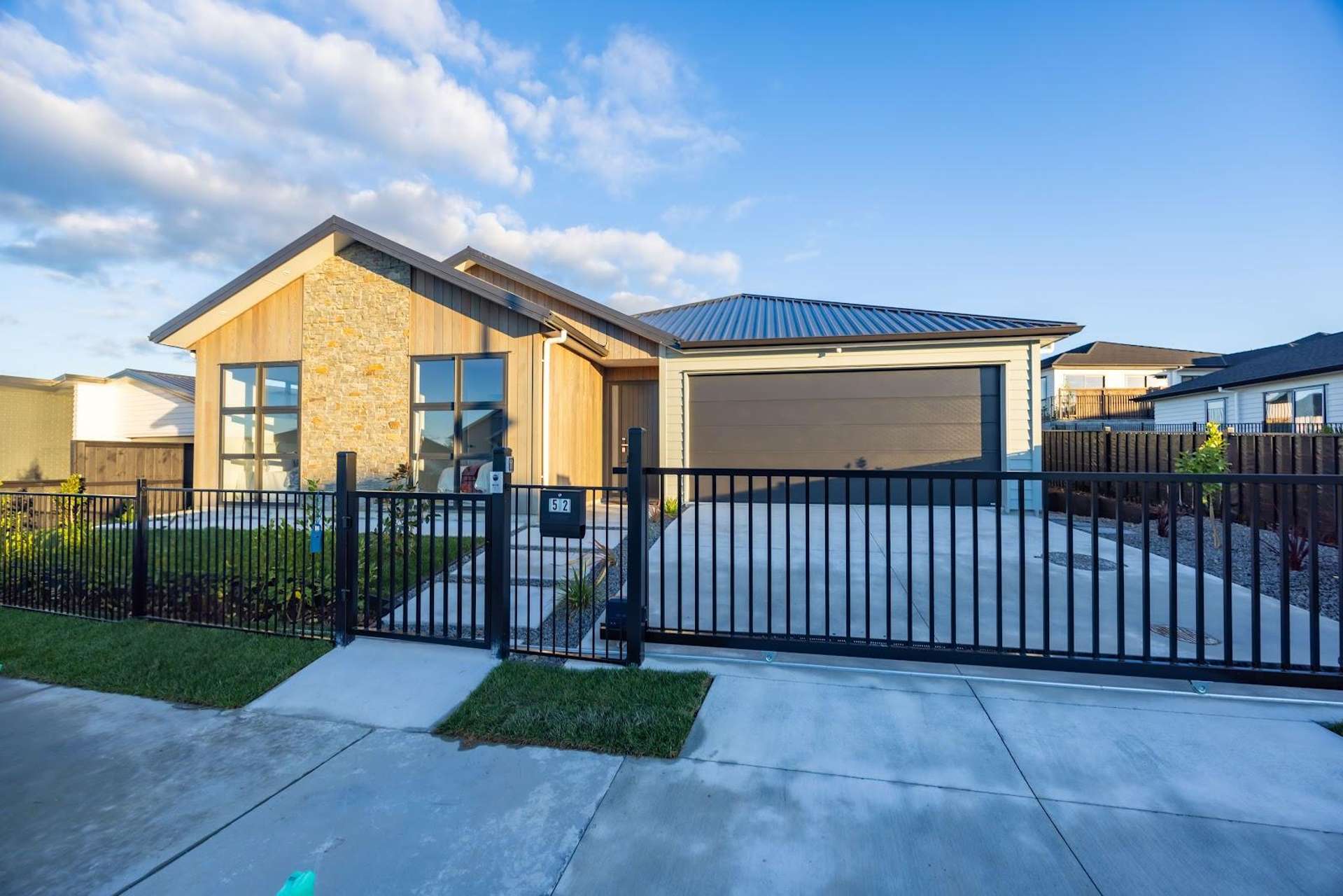 52 Tipu Crescent Milldale_0