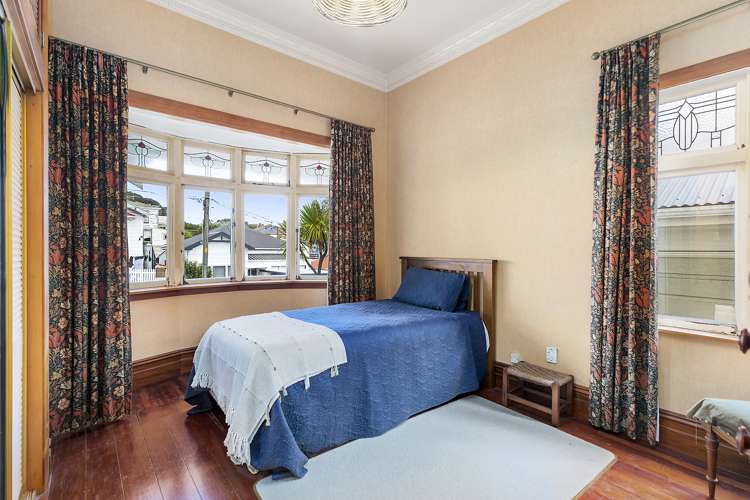 5 Douro Avenue Newtown_13