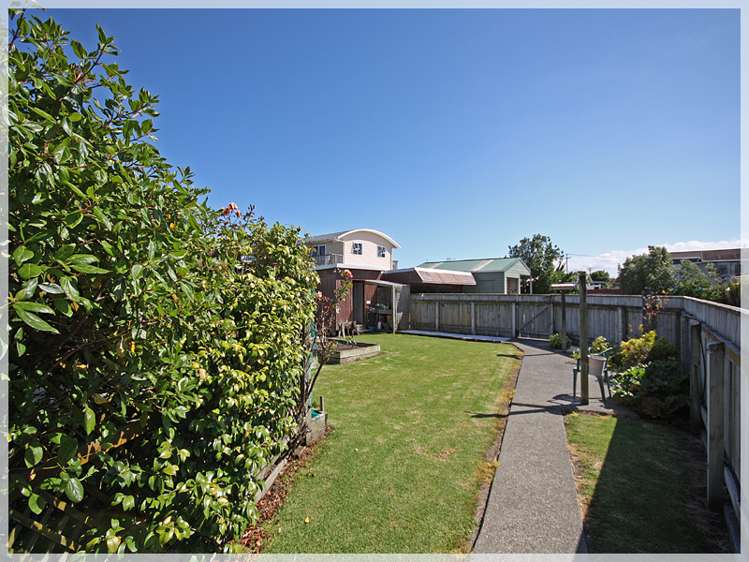 35 Hartley Street Foxton Beach_17