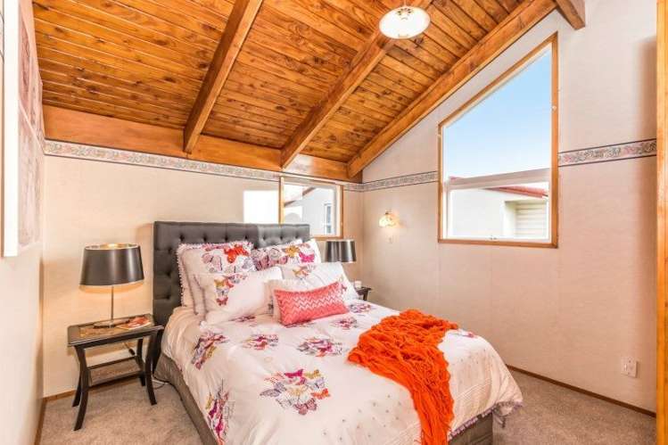 150 Edinburgh Street Pukekohe_9