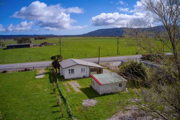 16 Wanganui Flat Road Harihari_20