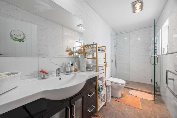 6 Te Hiko Way Mangere_21