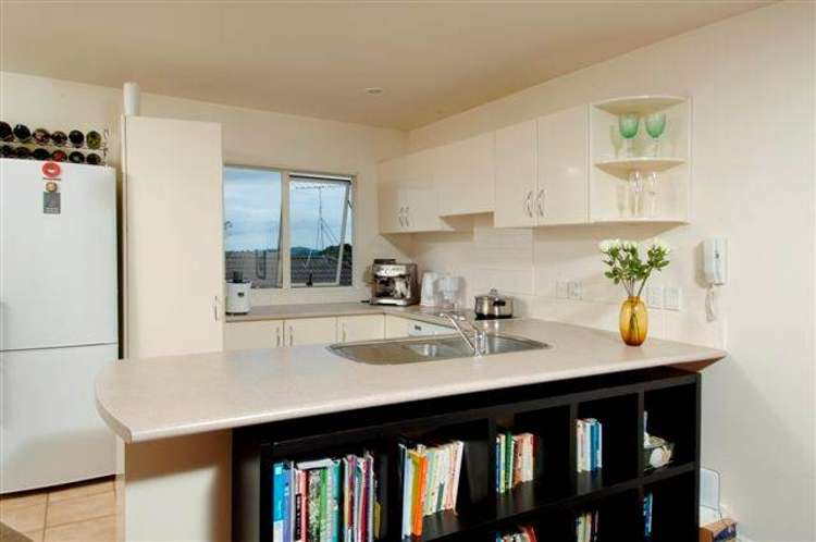 13/57 Gladstone Road Northcote_1