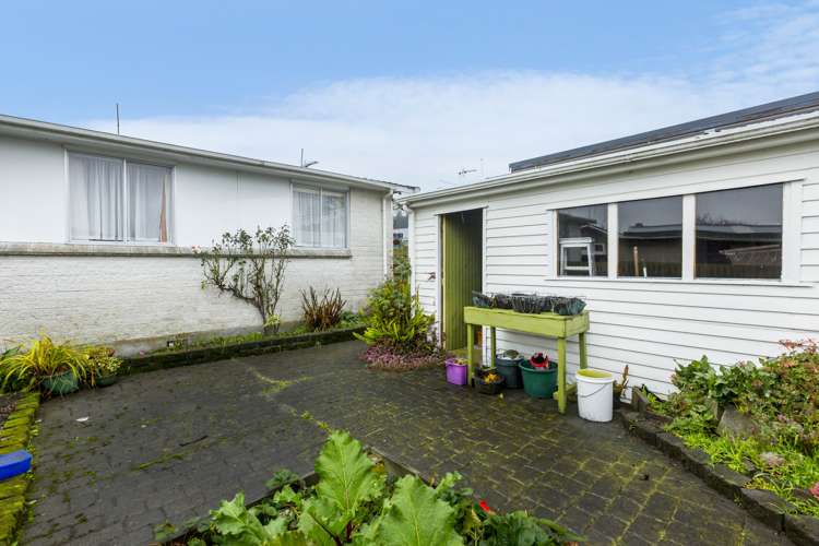 2/10 Ponderosa Grove Maoribank_17