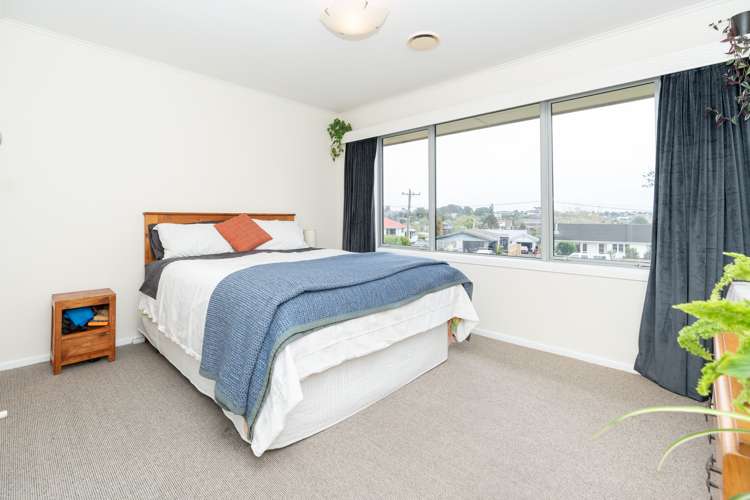 6 Thomson Avenue Dinsdale_21